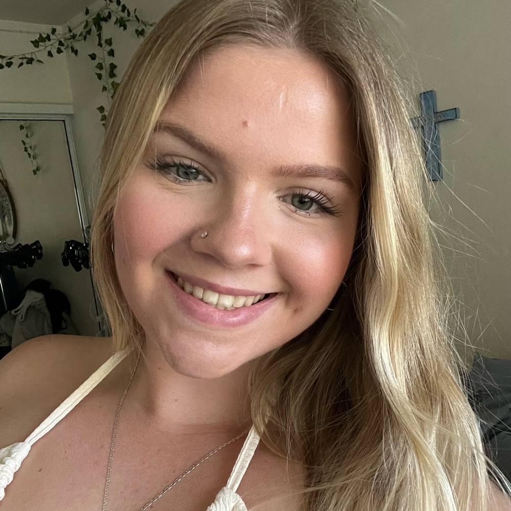 Meet your Posher, Myra